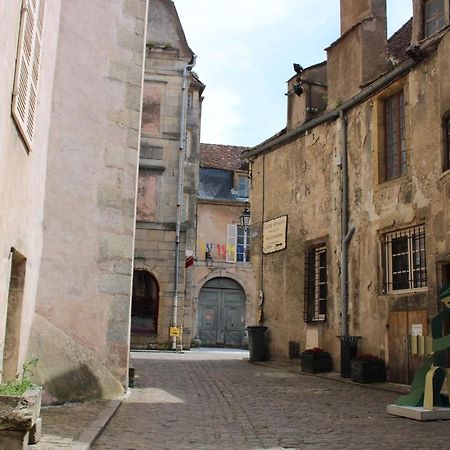 Bed and Breakfast Le Boudoir D'Artiste Semur-en-Auxois Exterior foto